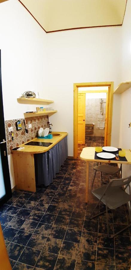 Case Vacanze "Residenze Trapanesi" Трапани Экстерьер фото